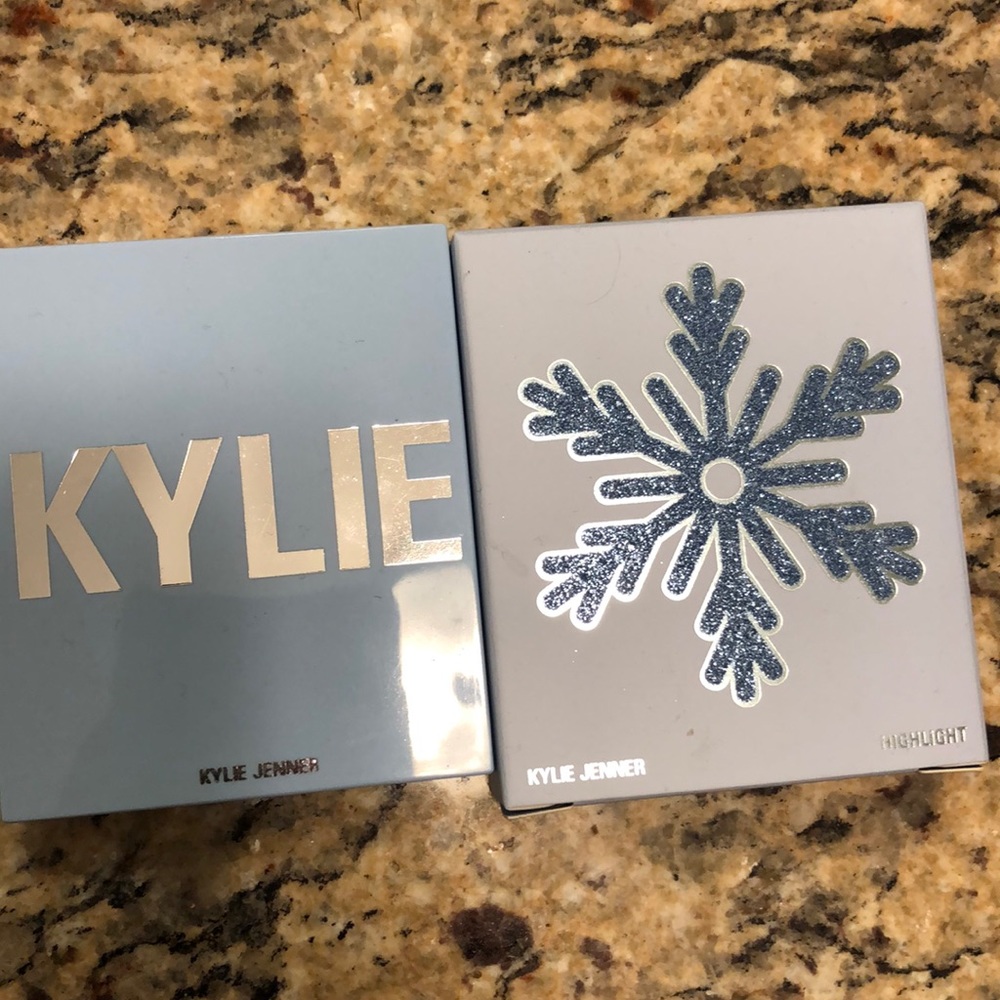 Kylie cosmetics snow angel